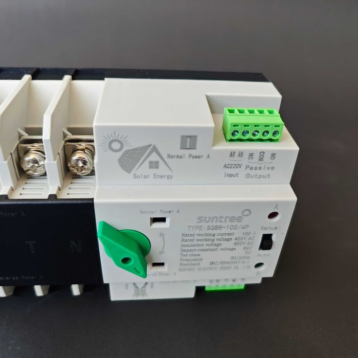 Suntree Автоматични Ум шалтери 100А ATS трифазен мрежа/инвертор