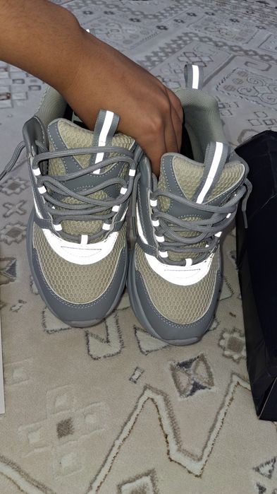 Dior b22 grey!!!