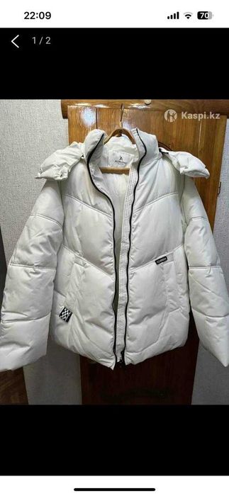Куртка белая новая
