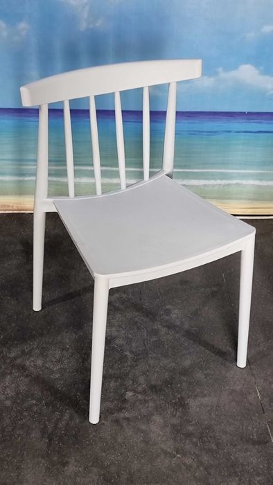 Стул пластиковый "Классик"