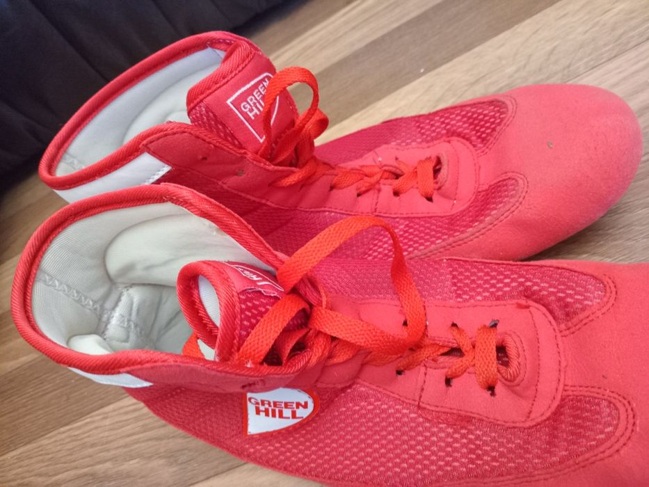 Борцовки почти новые