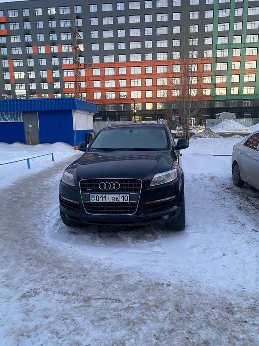 Ауди Q7 продам..