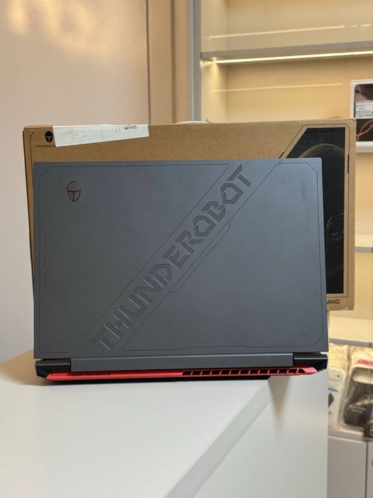 Thunderobot i5/12, SSD 512