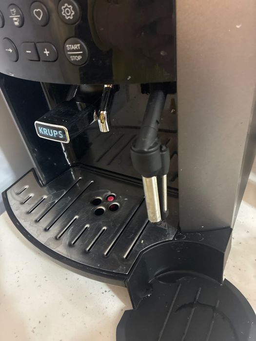 EA819 series. 
Krups ea819 series еспресо автомат машина
