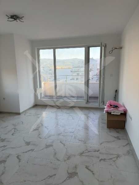 Продава се Двустаен апартамент в Пловдив, Остромила - 68 кв.м за 2478 €/кв.м - Снимка #3