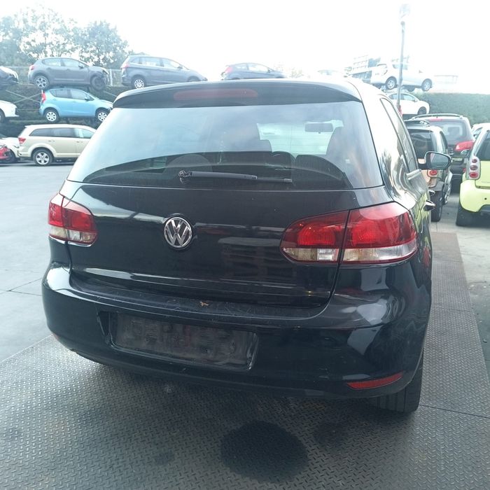 Dezmembrez vw golf 6