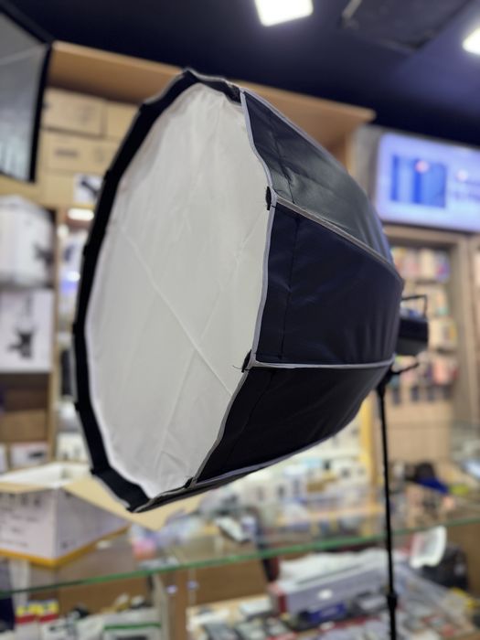Softbox 200 w bi-color +shtativ