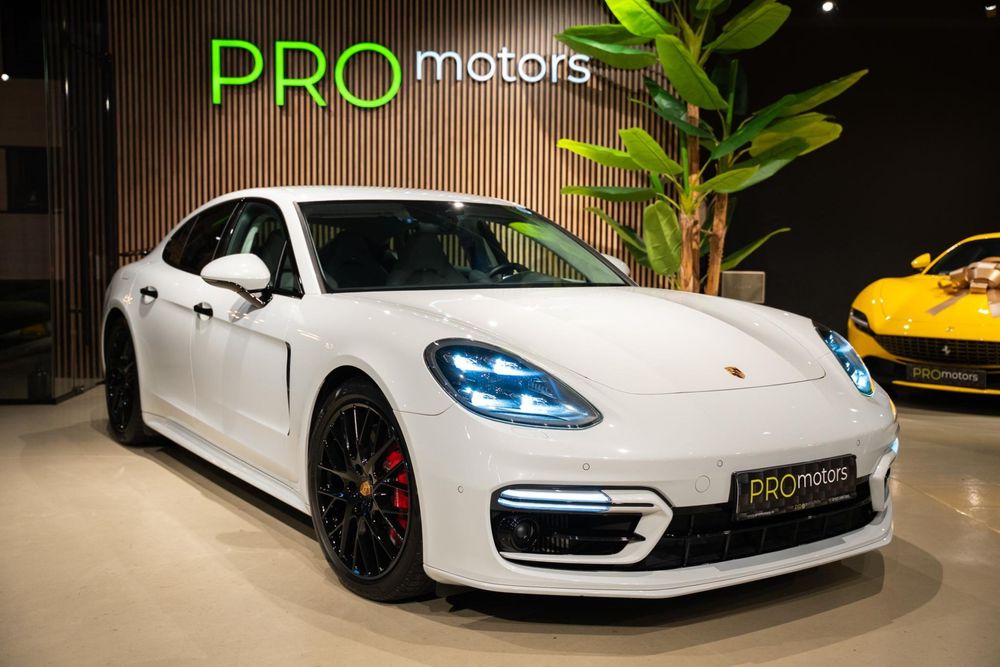 Porsche Panamera Porsche Panamera Turbo 4.0 V8 550 CP