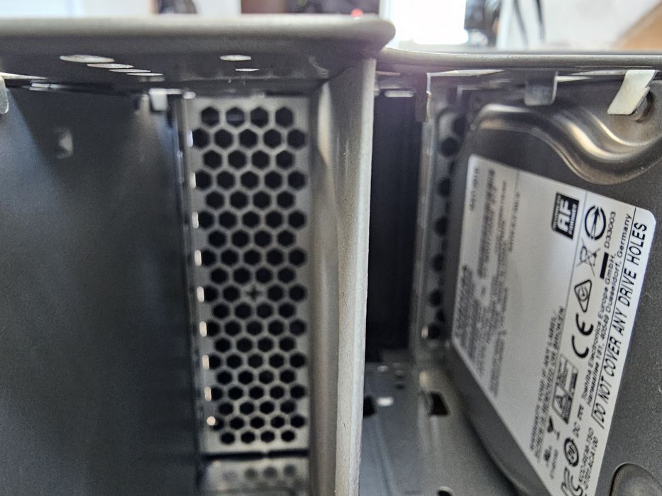 Системный блок с монитором