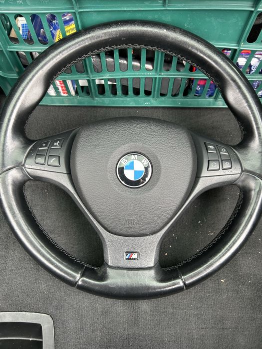 Volan original bmw M din fabrica cu tot cu airbag