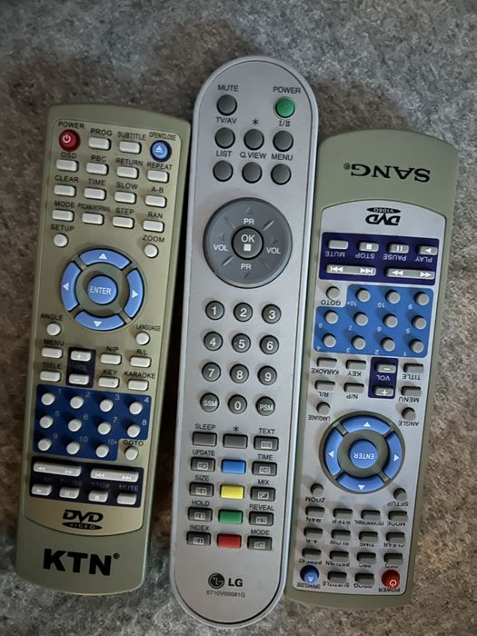 Лот от dvd дистанционни