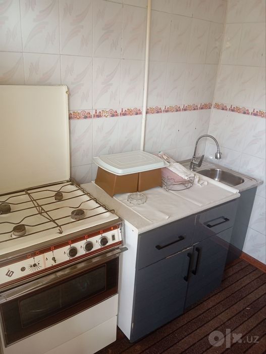 Срочно продается в Чирчике 1-ком в центре