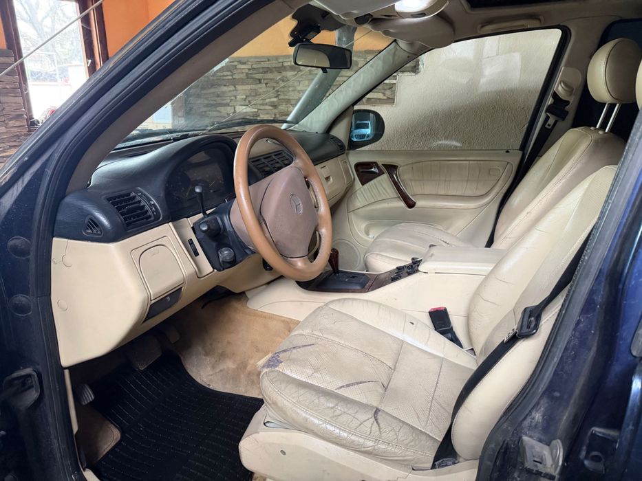 Mercedes Ml 320 Of road