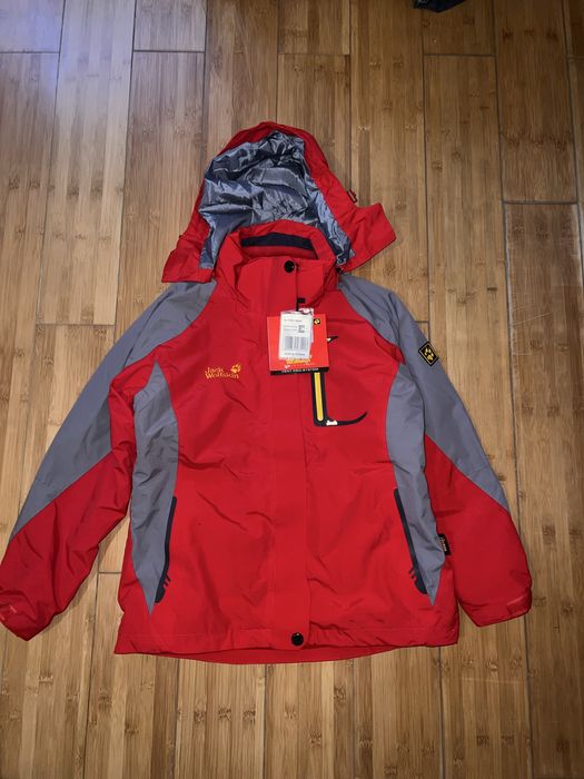 Женская куртка Jack Wolfskin