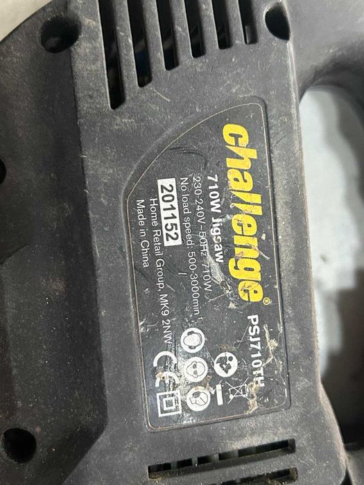 Прободен трион Challenge 710W