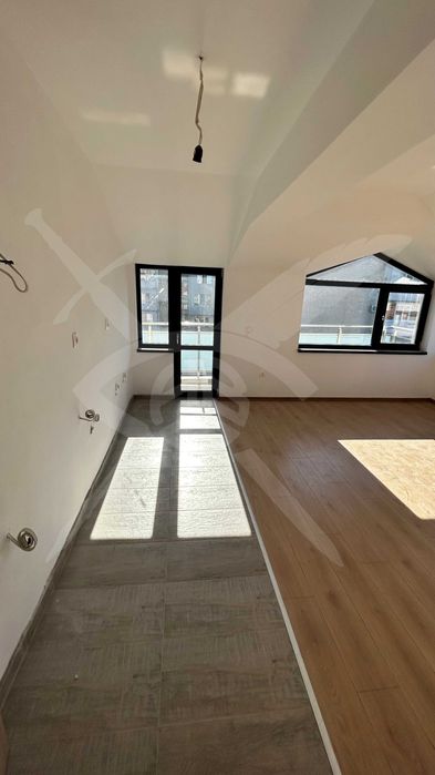 Продава се Тристаен апартамент в Пловдив, Кършияка - 105 кв.м за 1429 €/кв.м - Снимка #1