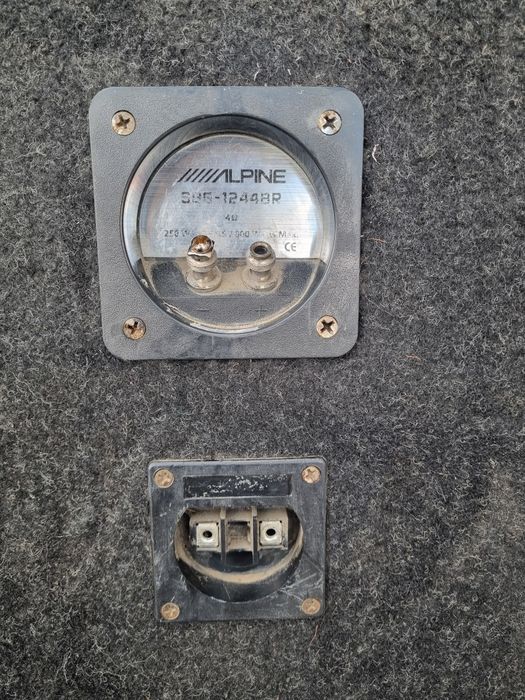 Сабуфер с усилителем.