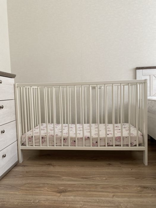 Детская кроватка !!!