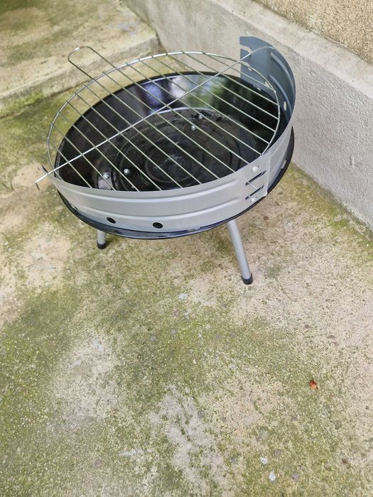 Gratar pentru curte / camping