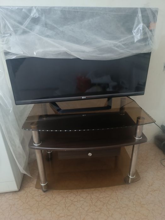 Тумбочка для телевизора