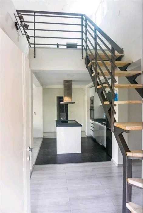 Продава се Двустаен апартамент в София, Център - 64 кв.м за 2891 €/кв.м - Снимка #3