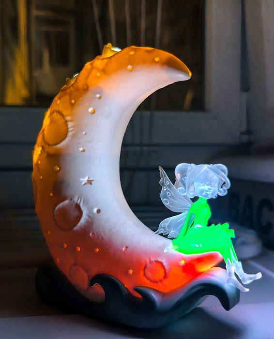 Vând proiector/lampa de veghe Lună