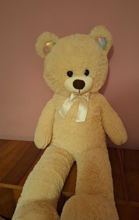 Голямо плюшено мече