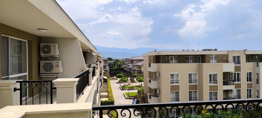 Продава се Тристаен апартамент в Пловдив, Остромила - 122 кв.м за 1394 €/кв.м - Снимка #12