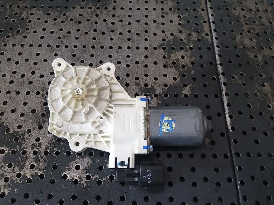 Motoras macara stanga fata ford focus 3 break