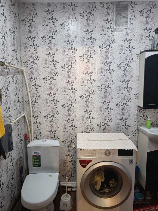 Продам дом центральные коммуникации Бензострой.