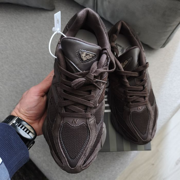 New Balance 9060 Chocolate Brown 43-44