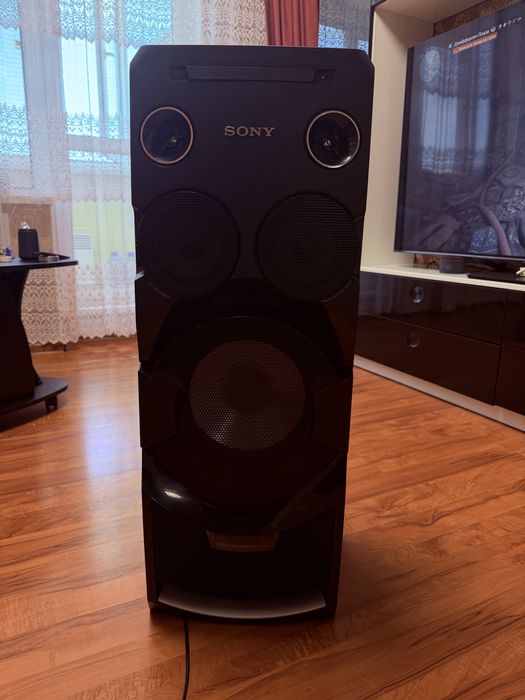 Продаётся мощная аудиосистема Sony MHC‑V7D