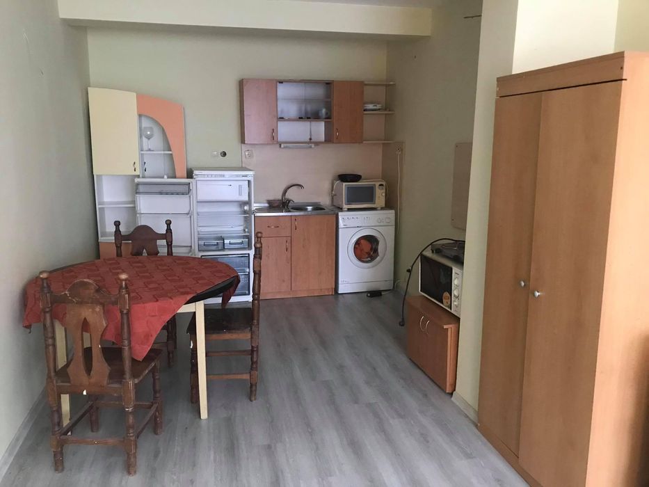 Дава се под наем Едностаен апартамент в София, Банишора - 44 кв.м за 497.25 € - Снимка #1