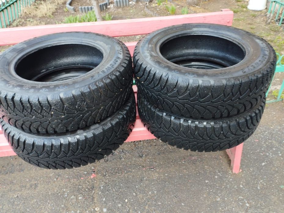 Продается Зимняя резина