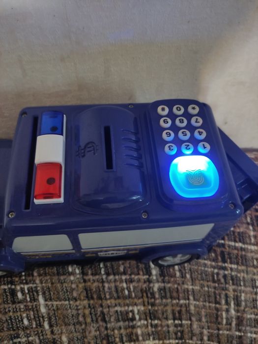 Сейф-копилка музыкальная игрушка