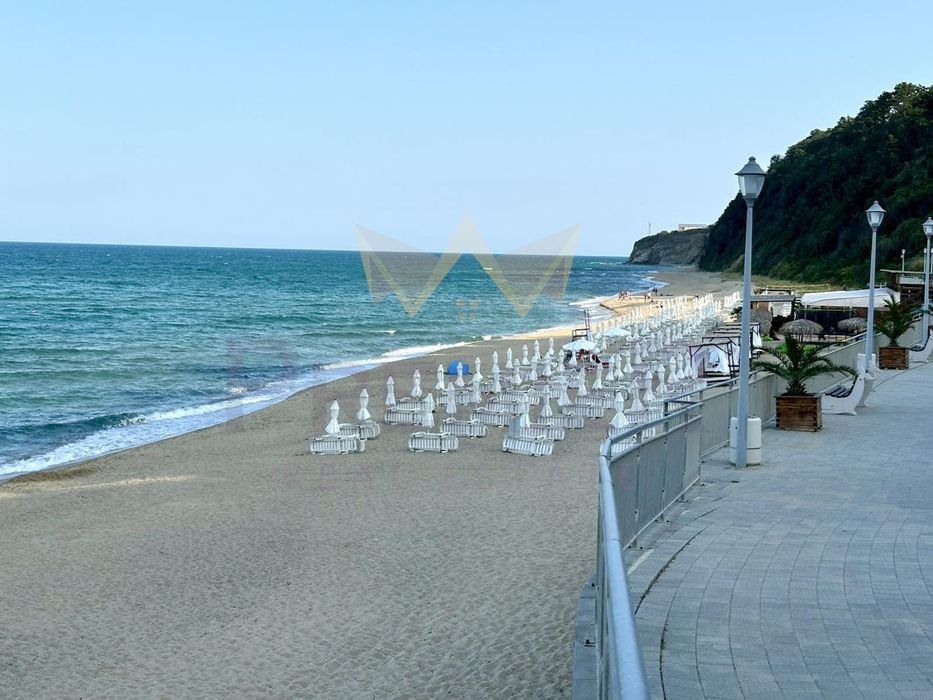 Продава се Двустаен апартамент в Бяла - 65 кв.м за 1199 €/кв.м - Снимка #9