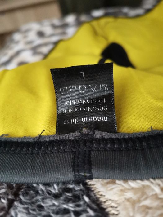 Bluza neopren cu fermoar marimea L, transport GRATUIT