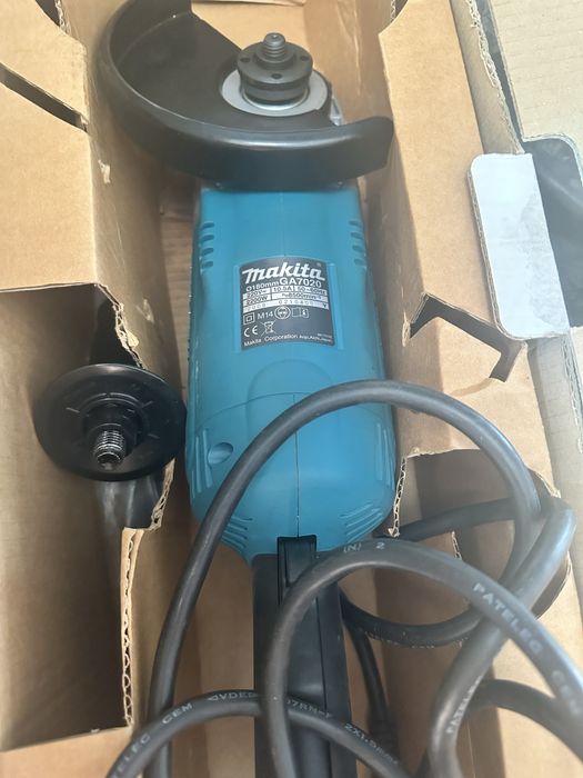 Болгарка/шлифмашинка Makita GA 7020, новая,  в упаковке
