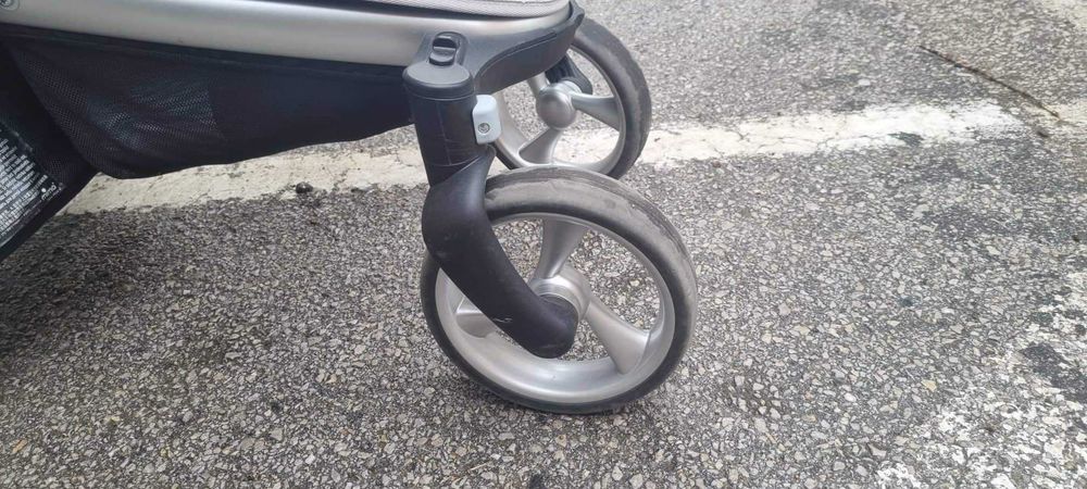 Бебешка количка mima xari