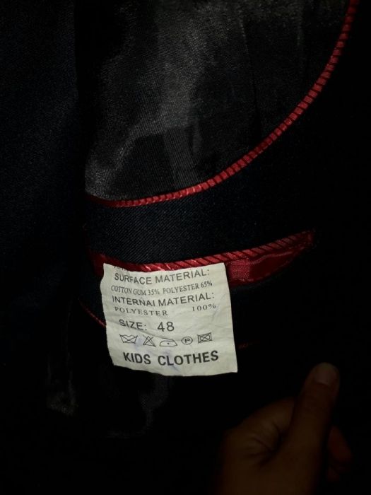 Продам костюмы