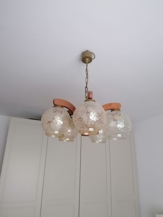 Lustră lemn masiv 5 abajururi