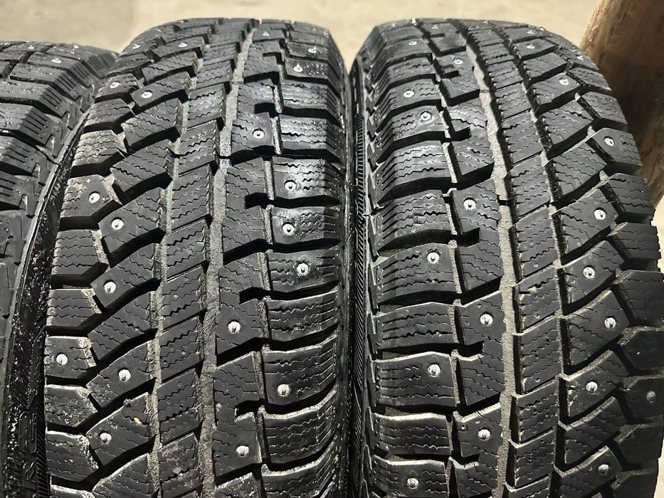 Продам зимние шины 195/65 15