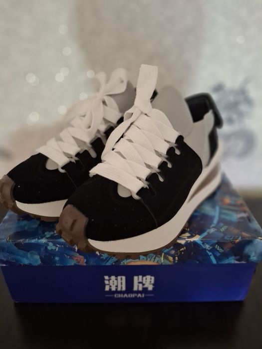 Продам классные кроссовки