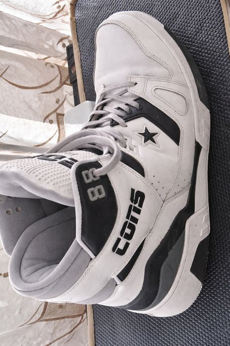 sneakers converse