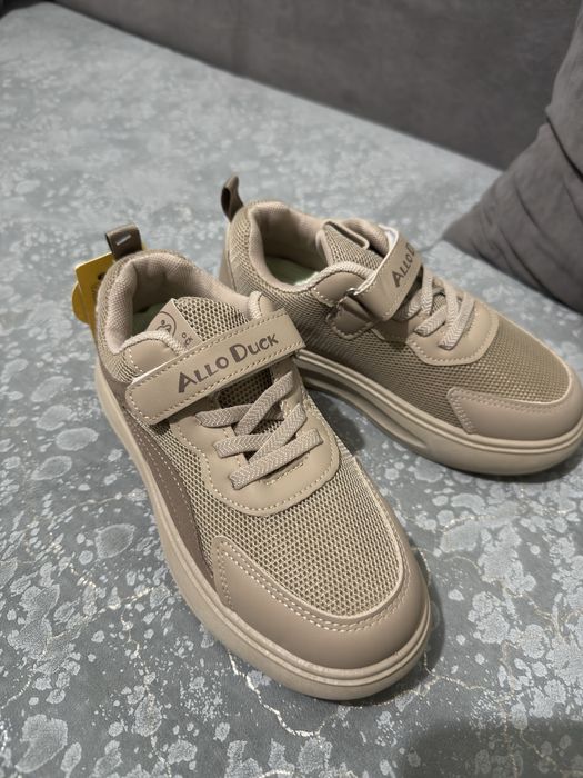 Летние кроссовки