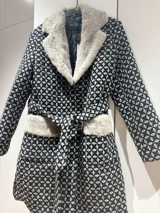 Пальто зимнее, очень теплое