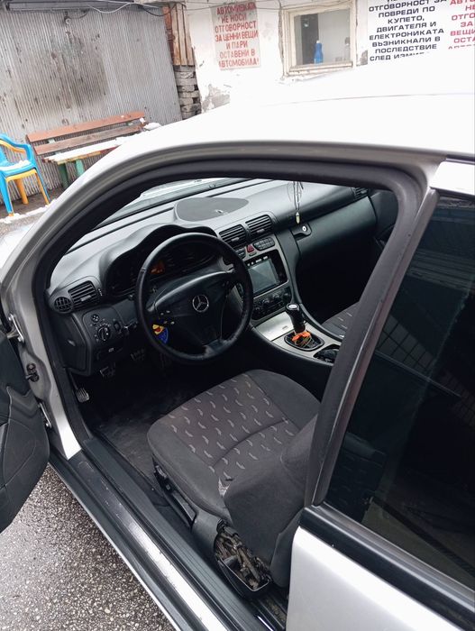 Mercedes-Benz C-Class W203