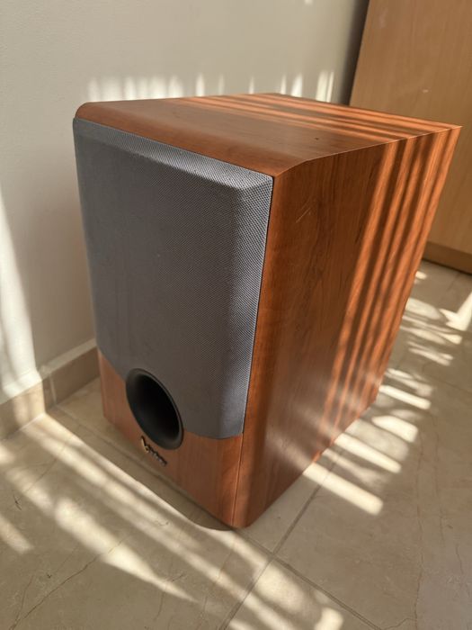 Infinity Junior Sub Активен Subwoofer