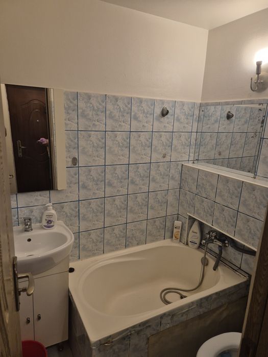 PROPRIETAR inchiriez garsoniera confort 1