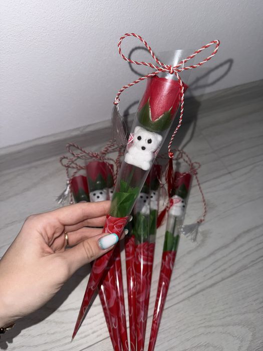 Trandafiri pentru 1 martie